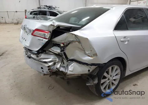 2012 Toyota Camry Xle z USA, uszkodzony, nr VIN 4T4BF1FK2CR179470